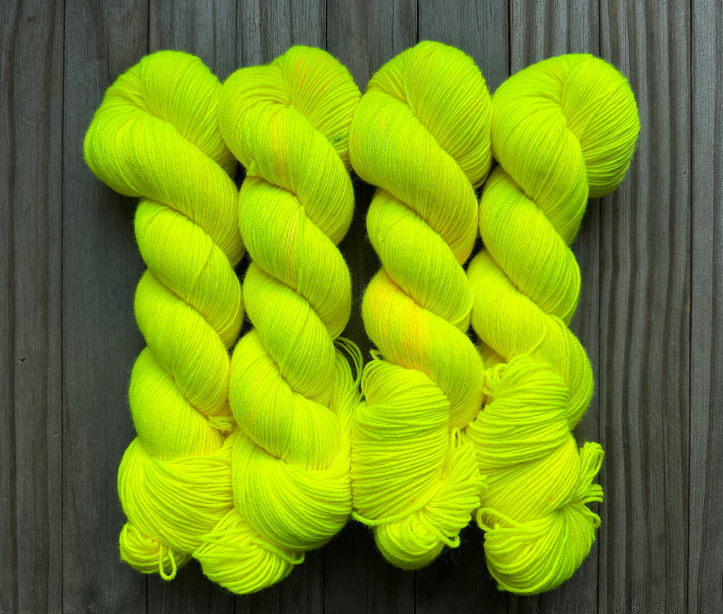 Lemon Glow Worsted